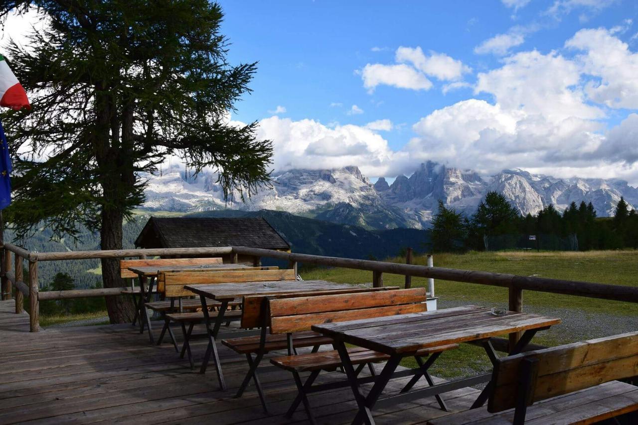 Rifugio Viviani Pradalago Madonna エクステリア 写真